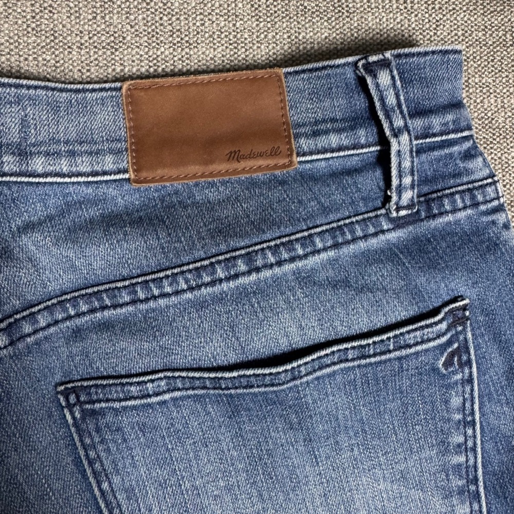 Madewell‎ Skinny Skinny Jeans Distressed Raw Hem Medium Wash Size 31 - Picture 9 of 10